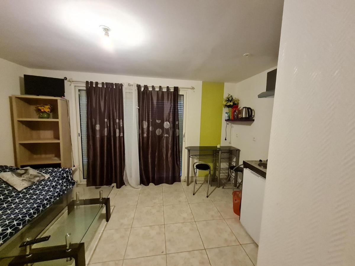 Residence Melinda Digione Esterno foto